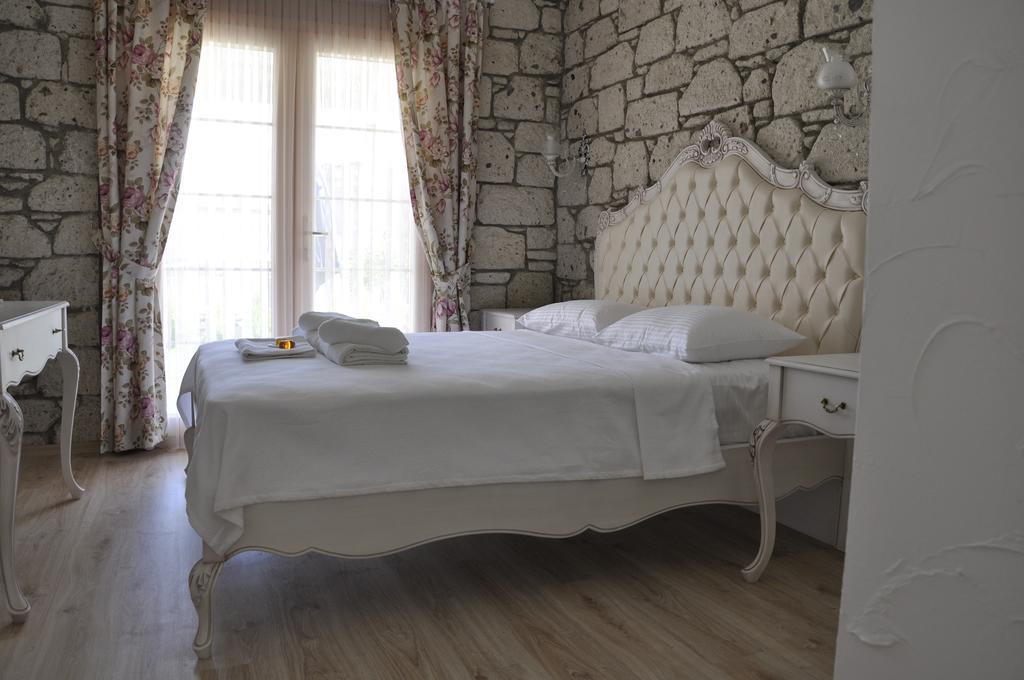 Alacati Lucky Angel Hotel Room photo